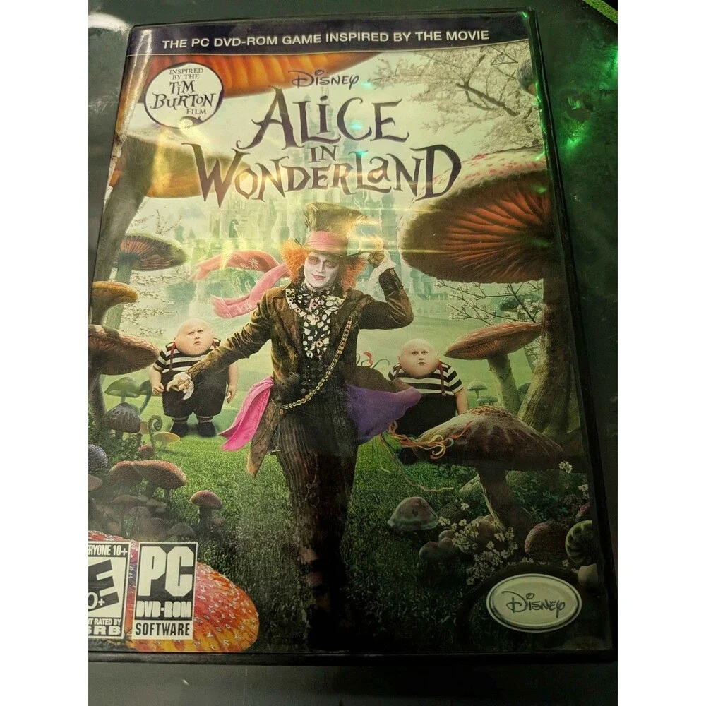 Disney Alice in Wonderland PC Game Tim Burton Johnny Depp DVD-ROM Software